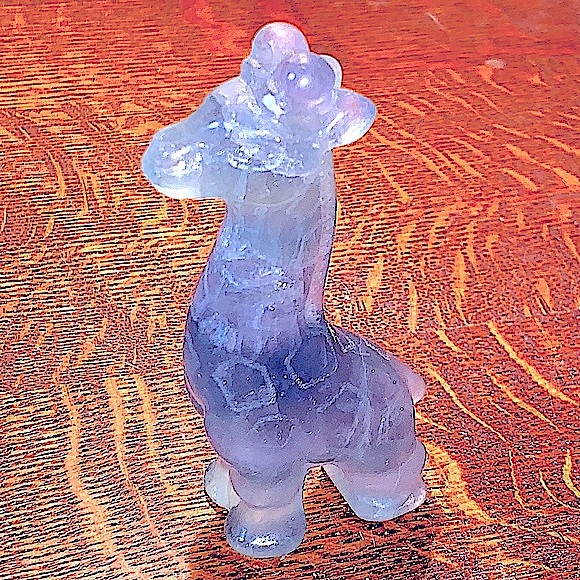 NATURAL FLUORITE GIRAFFE CARVED NEW HEALING STONE 4 INCH - Picture 2 of 12